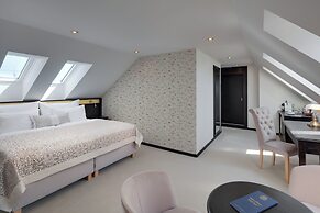 Hotel Savoy