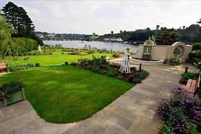 The Lakeside Hotel & Leisure Centre