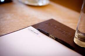 The Lakeside Hotel & Leisure Centre