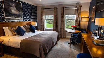 The Lakeside Hotel & Leisure Centre