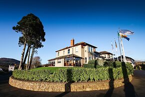 The Lakeside Hotel & Leisure Centre