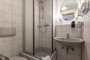 TRIP INN Hotel Schumann