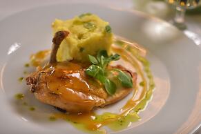 TOP HOTEL Praha & Conference Centre