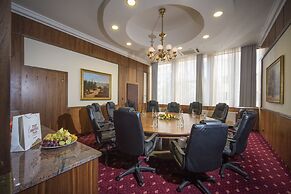 TOP HOTEL Praha & Conference Centre