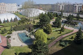 TOP HOTEL Praha & Conference Centre