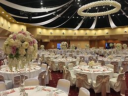 TOP HOTEL Praha & Conference Centre