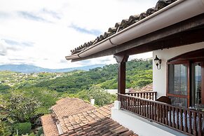 Alta Las Palomas Hotel