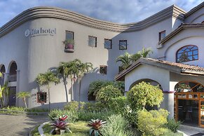 Alta Las Palomas Hotel