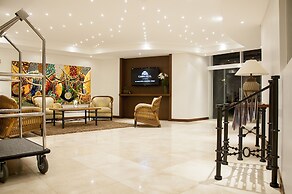 Camino Real Hotel