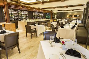 Camino Real Hotel