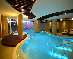 Camino Real Hotel