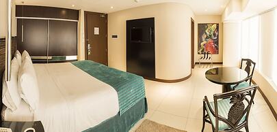Camino Real Hotel
