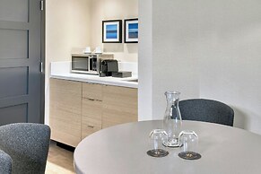 The Insignia Hotel, Sarnia, a Tribute Portfolio Hotel