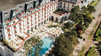 Hôtel Barrière l'Hermitage