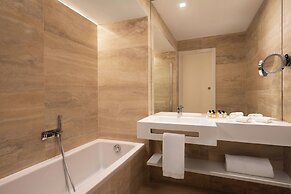 Sina Bernini Bristol, Autograph Collection