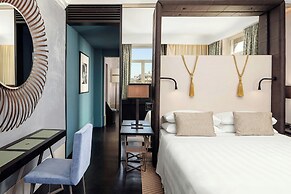 Sina Bernini Bristol, Autograph Collection