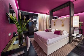 Sina Bernini Bristol, Autograph Collection