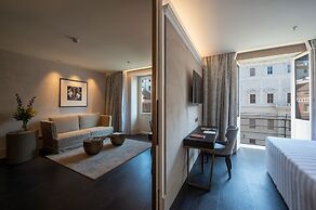 Sina Bernini Bristol, Autograph Collection