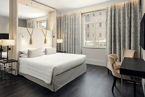 Sina Bernini Bristol, Autograph Collection