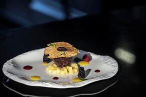 Sina Bernini Bristol, Autograph Collection