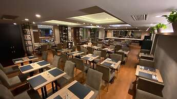 Grand Mercure Curitiba Rayon