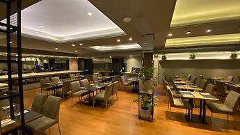 Grand Mercure Curitiba Rayon
