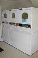 Dynasty Suites Redlands