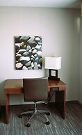 Country Inn & Suites by Radisson, Salina, KS