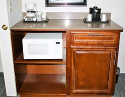 Country Inn & Suites by Radisson, Salina, KS