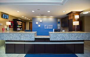 Holiday Inn Express & Suites Topeka West I-70 Wanamaker by IHG