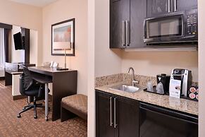 Holiday Inn Express & Suites Topeka West I-70 Wanamaker by IHG