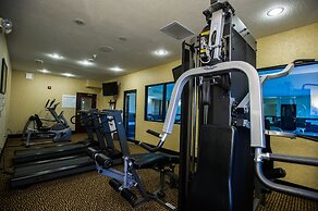 Holiday Inn Express & Suites Topeka West I-70 Wanamaker by IHG