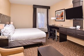 Holiday Inn Express & Suites Topeka West I-70 Wanamaker by IHG