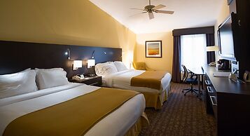 Holiday Inn Express & Suites Topeka West I-70 Wanamaker by IHG
