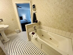 Inn at Cemetery Hill