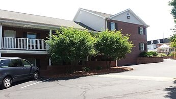 Inn at Cemetery Hill