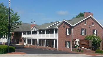 Inn at Cemetery Hill