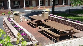 Inn at Cemetery Hill