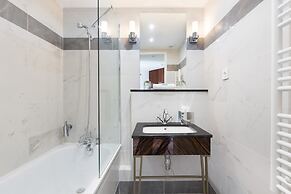 The Jay Hotel by HappyCulture