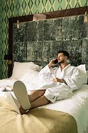 The Jay Hotel by HappyCulture