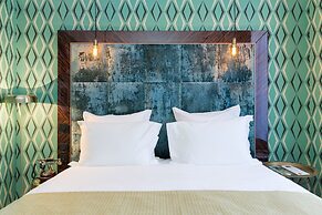 The Jay Hotel by HappyCulture