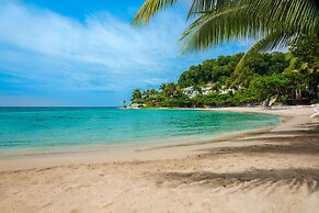 Round Hill Hotel And Villas