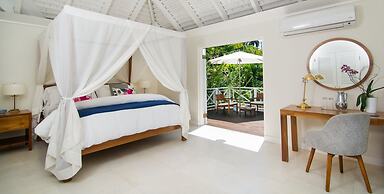 Round Hill Hotel And Villas