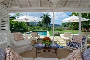 Round Hill Hotel And Villas