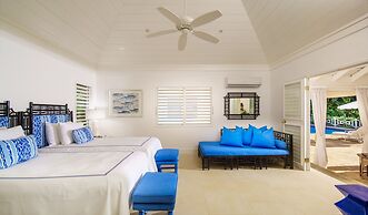 Round Hill Hotel And Villas