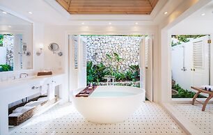 Round Hill Hotel And Villas