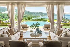 Round Hill Hotel And Villas