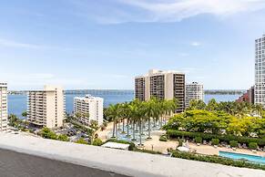 Fortune House Hotel Suites