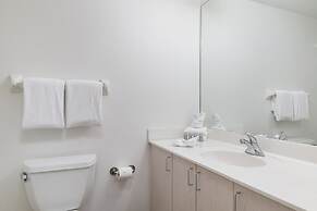 Fortune House Hotel Suites