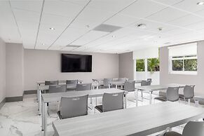 Fortune House Hotel Suites